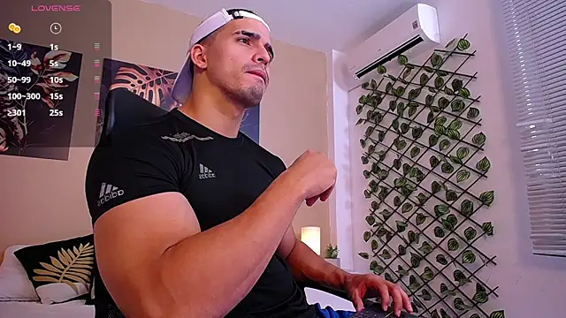 ChristopherBlack  online show from January 6, 2026, 1:15 pm