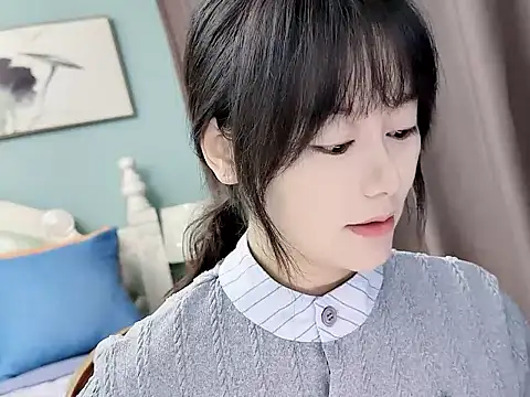 sarah111 online show from November 12, 2025, 3:10 am