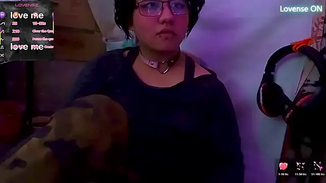 Snapshot of Ftm_Bunny chatting on December 21, 2025, 11:45 am Ftm Bunny online show from December 21, 2025, 11:45 am