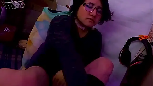 Snapshot of Ftm_Bunny chatting on December 22, 2025, 10:48 am Ftm Bunny online show from December 22, 2025, 10:48 am