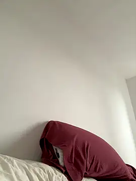 michael877675 online show from October 9, 2025, 3:12 pm