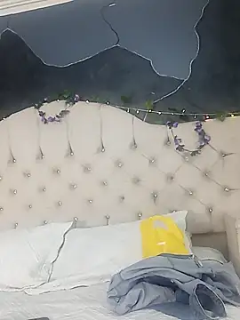 AmbarFoxx  online show from April 2, 2026, 1:46 am