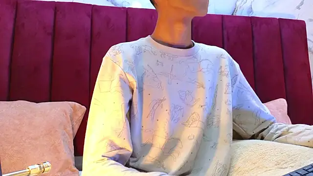 Snapshot of PrincePoppy chatting on February 2, 2026, 9:36 pm PrincePoppy online show from February 2, 2026, 9:36 pm