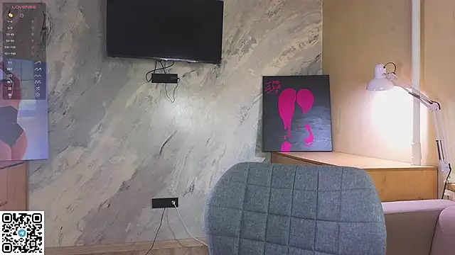 miss bubbles  online show from November 24, 2025, 12:54 am