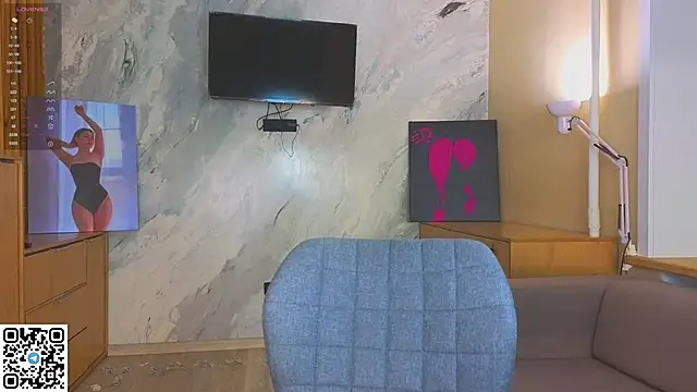 miss bubbles  online show from December 14, 2025, 12:50 am