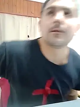 Bradd 32 online show from July 5, 2026, 6:04 pm