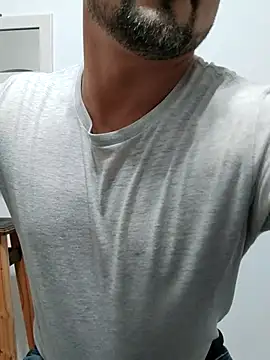 Bradd 32 online show from November 6, 2025, 1:09 am