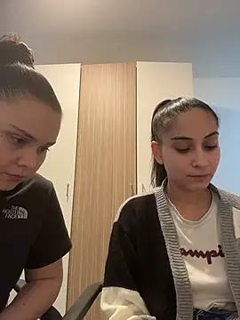 Snapshot of FemmeAffair chatting on February 15, 2026, 2:27 pm FemmeAffair online show from February 15, 2026, 2:27 pm