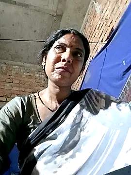 Savita992 online show from April 17, 2026, 2:20 pm