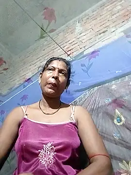 Snapshot of Savita992 chatting on June 25, 2026, 12:52 am Savita992 online show from June 25, 2026, 12:52 am