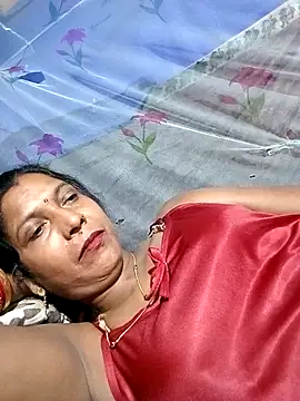 Savita992 online show from March 28, 2026, 9:05 pm