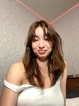 Adelina Bliss online show from September 30, 2025, 12:22 pm