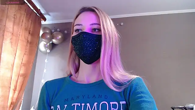 Iris lave online show from November 10, 2025, 11:37 am