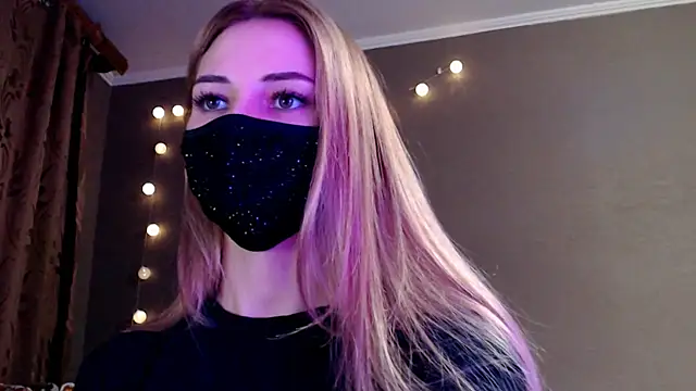 Iris lave online show from December 18, 2025, 3:05 pm