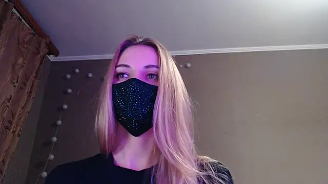 Iris lave online show from October 27, 2025, 5:25 pm