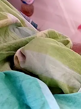 hackyourpussyxh online show from November 11, 2025, 1:33 am