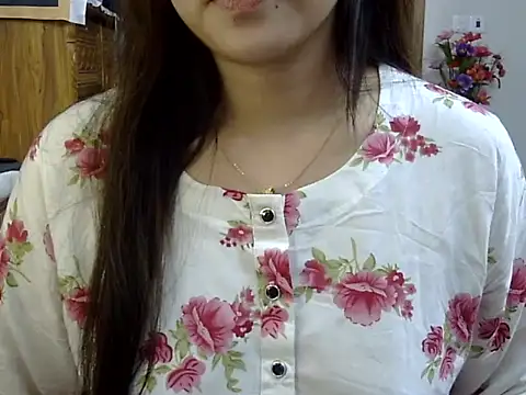 Snapshot of Obonti_2000 chatting on January 15, 2026, 6:55 pm Obonti 2000 online show from January 15, 2026, 6:55 pm