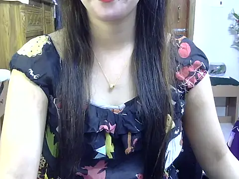 Snapshot of Obonti_2000 chatting on November 9, 2025, 5:28 pm Obonti 2000 online show from November 9, 2025, 5:28 pm