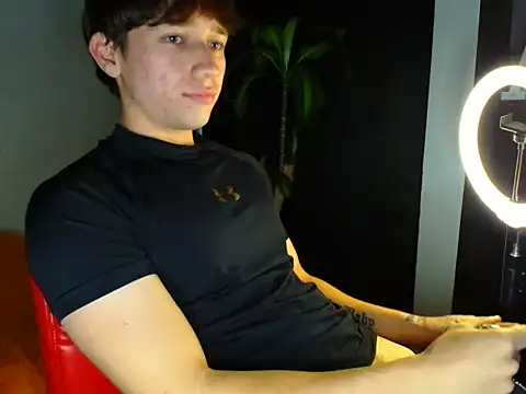 Logan sixxer online show from November 8, 2025, 9:18 pm