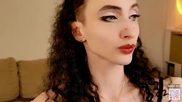 Queen of tease online show from February 7, 2026, 11:02 pm