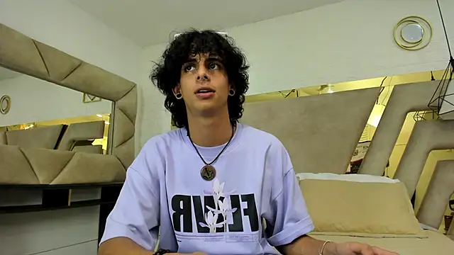 Ibratxandy online show from November 5, 2025, 8:12 pm