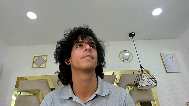 Ibratxandy online show from November 26, 2025, 7:47 pm