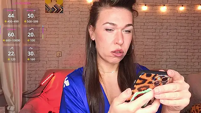 ReginaFoXXXy online show from November 28, 2025, 10:26 am