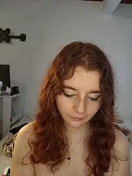 Snapshot of Sharon_Black chatting on September 22, 2025, 12:33 pm Sharon Black online show from September 22, 2025, 12:33 pm