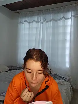 Snapshot of Sharon_Black chatting on September 9, 2025, 11:52 am Sharon Black online show from September 9, 2025, 11:52 am