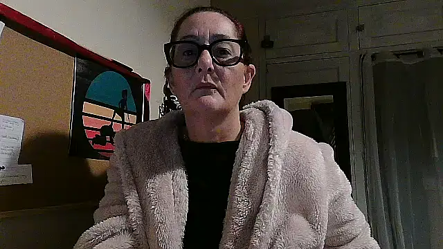 Mistress-Ivy51 online show from November 12, 2025, 6:06 am