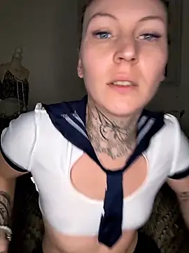 monsieuretmada1 online show from November 30, 2025, 7:31 am