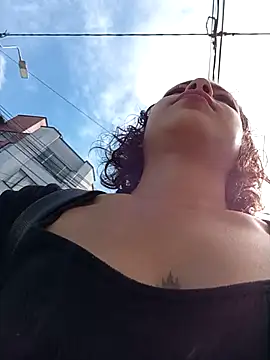 Tendercouple1 online show from December 1, 2025, 2:51 pm