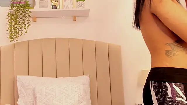 Rachel Donnelly online show from October 21, 2025, 4:23 am