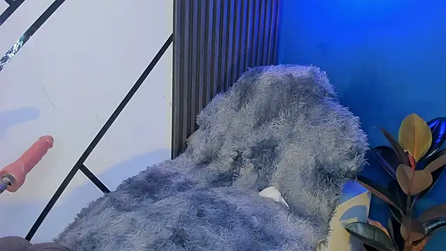 Hanzking01 online show from October 26, 2025, 10:37 am