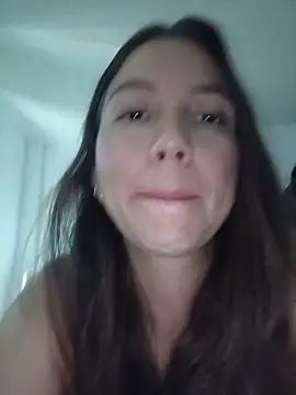 Arianna Moss online show from July 17, 2026, 4:48 pm