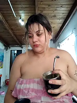 Snapshot of Dulceluz_420 chatting on October 22, 2025, 3:55 pm Dulceluz 420 online show from October 22, 2025, 3:55 pm