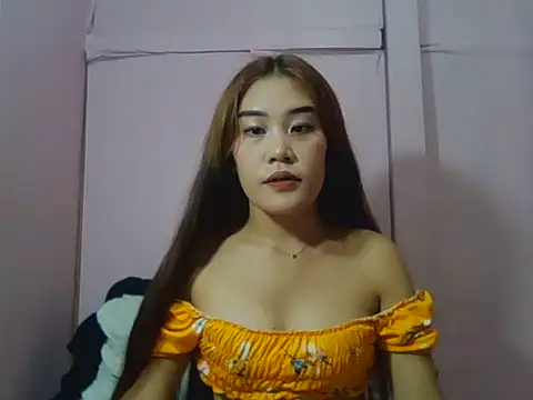 Snapshot of YourWildestDoll chatting on July 8, 2026, 11:55 am YourWildestDoll online show from July 8, 2026, 11:55 am