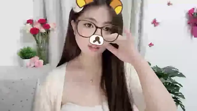 Amelia-babee online show from June 3, 2026, 2:33 pm