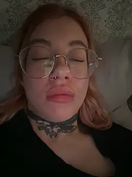 Nancyhot777 online show from October 11, 2025, 8:32 pm