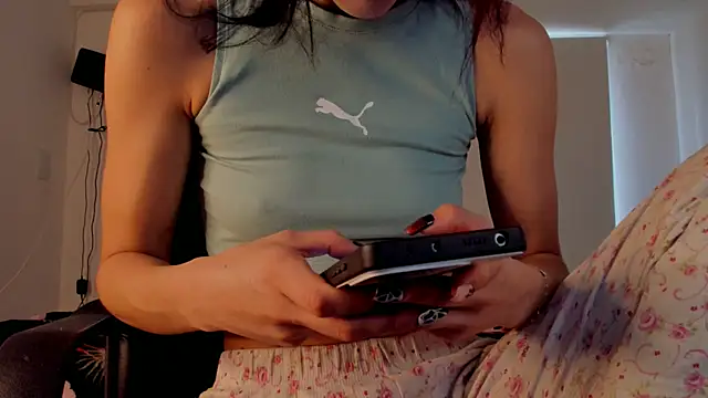 Snapshot of Madison_charlotte chatting on October 29, 2025, 5:23 pm Madison charlotte online show from October 29, 2025, 5:23 pm