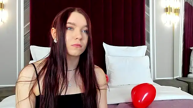 NoraHaynes online show from February 20, 2026, 3:14 am