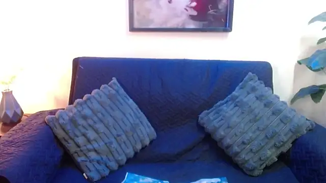 Linda banks  online show from April 17, 2026, 1:41 am