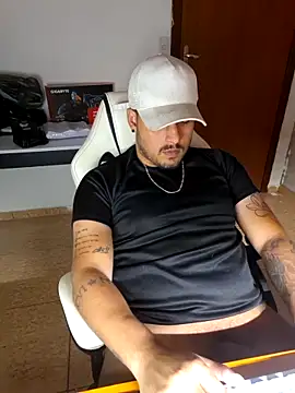 Mineirinhoot online show from December 21, 2025, 2:57 am