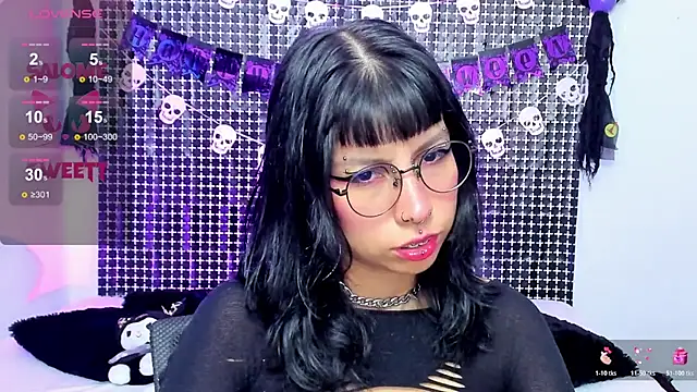 Rose 72 online show from October 21, 2025, 7:46 pm