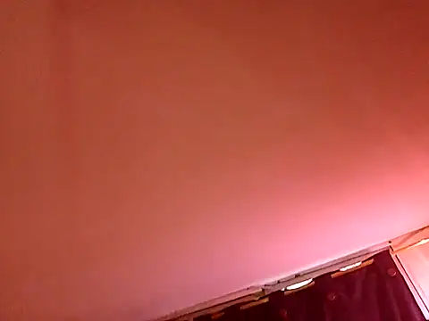 saenzjulieta1 online show from October 11, 2025, 1:34 pm