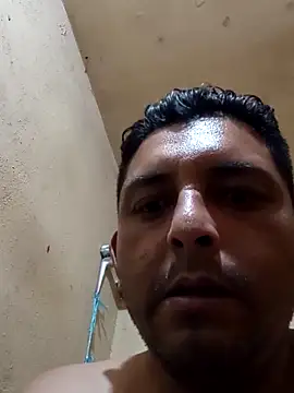 125Delfin90 online show from March 18, 2026, 8:10 pm