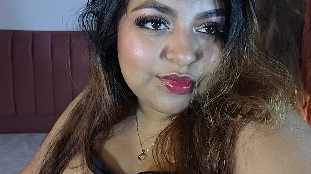 Snapshot of Hela_Collins chatting on October 17, 2025, 4:49 am Hela Collins online show from October 17, 2025, 4:49 am