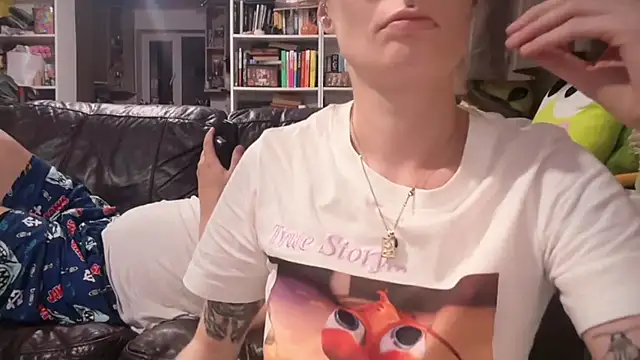 Snapshot of harleyblair chatting on July 30, 2026, 10:09 pm harleyblair online show from July 30, 2026, 10:09 pm