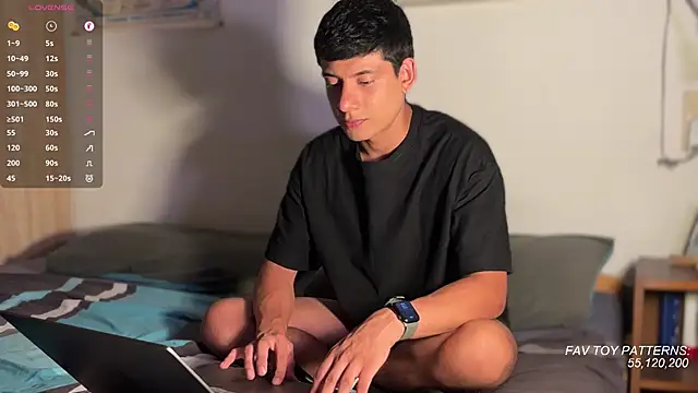 Snapshot of jim_dj chatting on July 22, 2026, 5:37 pm jim dj online show from July 22, 2026, 5:37 pm