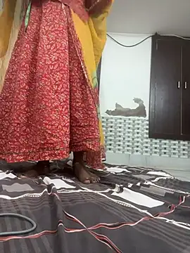 Snapshot of Sakhi-Queen01 chatting on June 30, 2026, 6:08 pm Sakhi-Queen01 online show from June 30, 2026, 6:08 pm